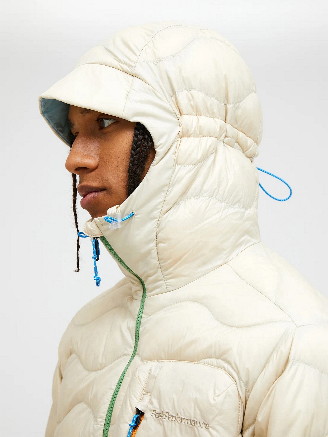 M Helium Utility Down Hood Jacket (SS25) - Peak Performance